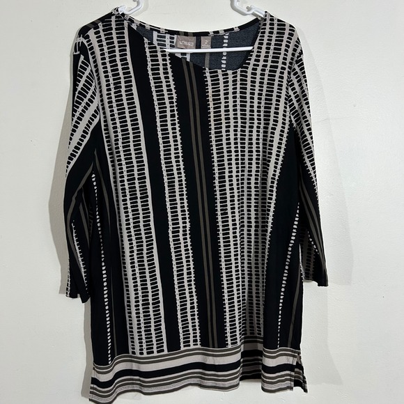 Chico's Women's Dress Size 2 Black Beige Geometric Print Long Sleeve Tunic - Picture 1 of 8